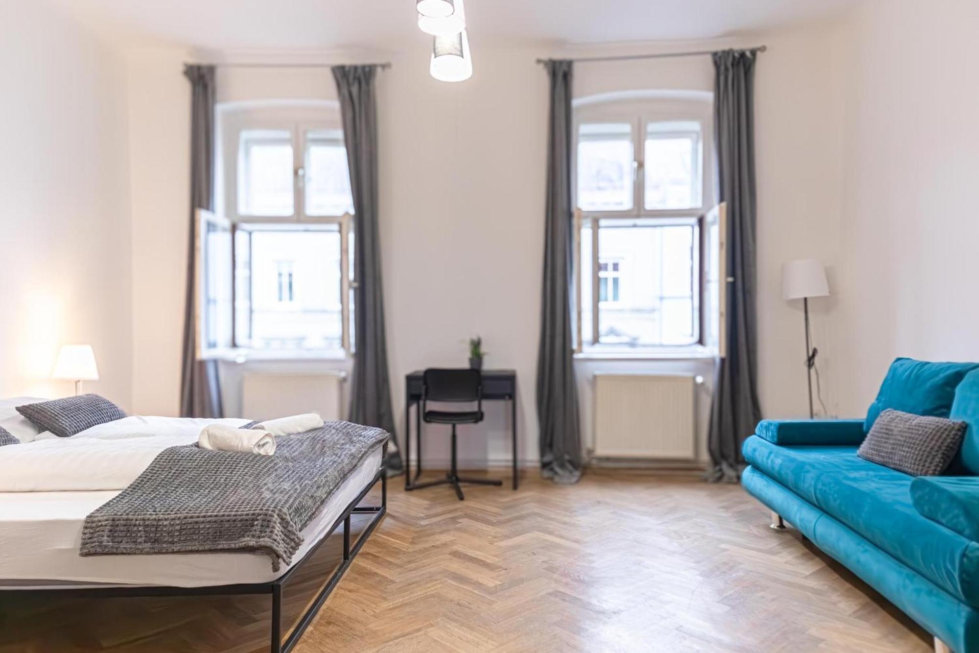 Spacious 2Br Apt -Near Wiener Stadthalle Burggassewiener Well Located Exterior photo