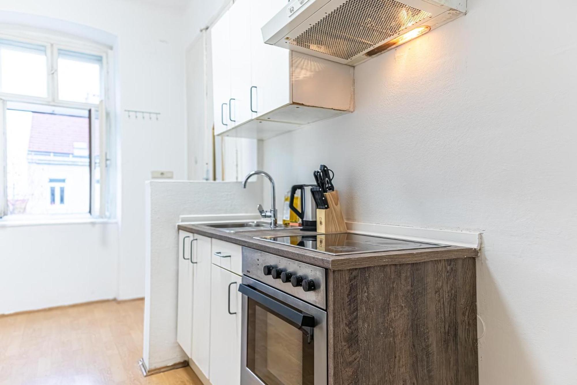 Spacious 2Br Apt -Near Wiener Stadthalle Burggassewiener Well Located Exterior photo